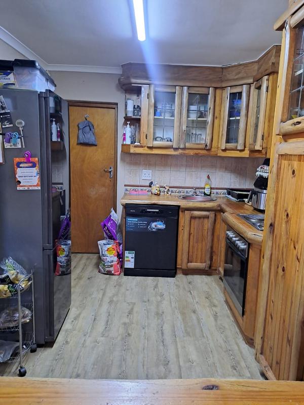 To Let 3 Bedroom Property for Rent in Vredekloof Heights Western Cape